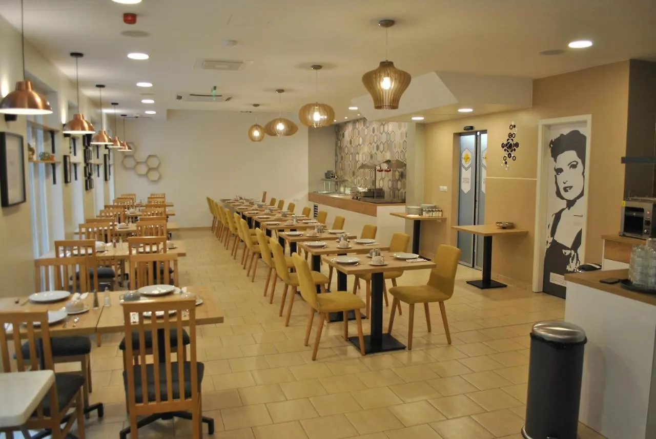 Enjoy Budapest Aparthotel