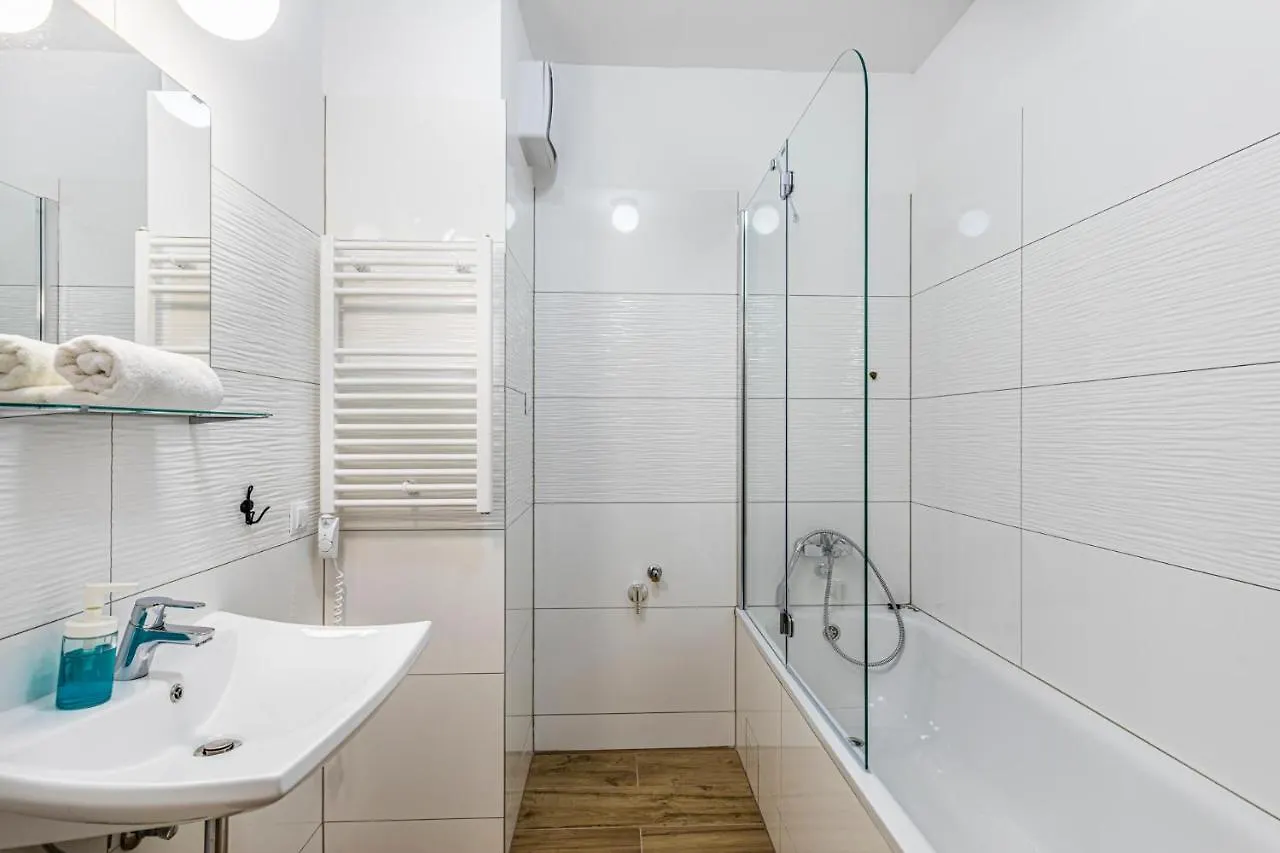 ****  Enjoy Budapest Aparthotel הונגריה